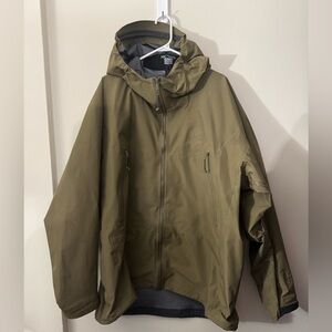 Arc'teryx Men's Khaki Raincoat